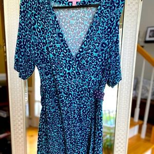 Lilly Pulitzer wrap dress. Size Large